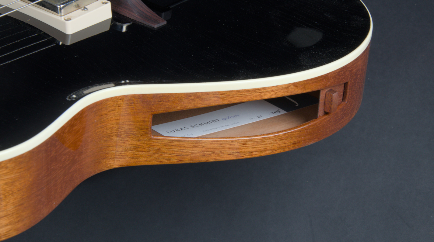 sideport detail of guitar 21